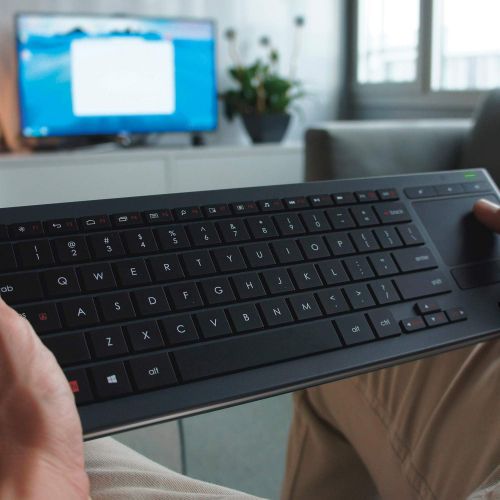 로지텍 Logitech K830 Illuminated Living-Room Keyboard with Built-in Touchpad  Easy-access Media Keys and Shortcut Keys for Windows or Android