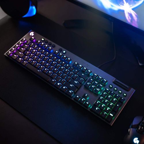  [아마존베스트]Logitech G815 LIGHTSYNC RGB mechanical gaming keyboard (with flat tactile GL key switch, 5 programmable G keys, USB loop-through, special multimedia controls)