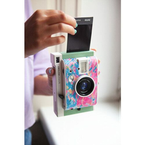  Lomography Lomo'Instant Camera & 3 Lenses (Song's Palette Edition)