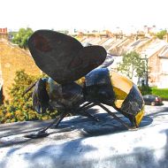 Londongardentrading Bumblebee Garden Sculpture ART010