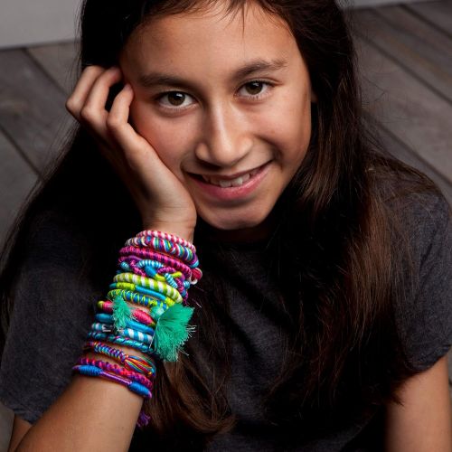  [아마존베스트]Loopdedoo  DIY Friendship Bracelet Maker Kit  Make Bracelets In Minutes  Award-Winning Craft Kit