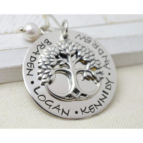  Love It Personalized Personalized Family Tree Necklace - Sterling Silver Necklace Gift for Grandma