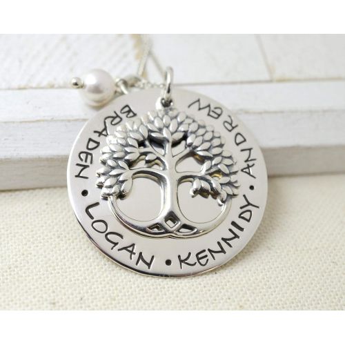  Love It Personalized Personalized Family Tree Necklace - Sterling Silver Necklace Gift for Grandma