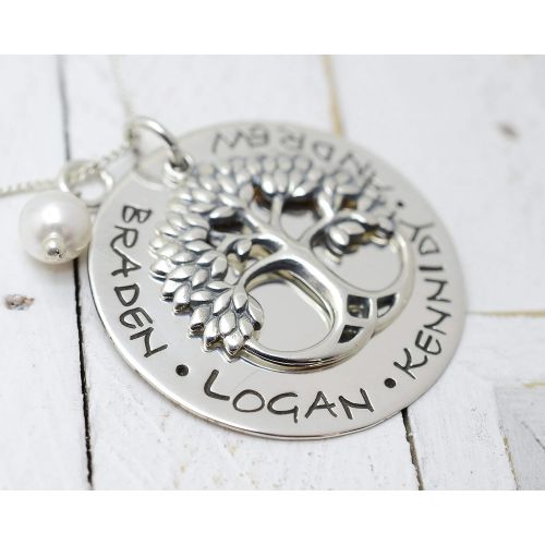  Love It Personalized Personalized Family Tree Necklace - Sterling Silver Necklace Gift for Grandma