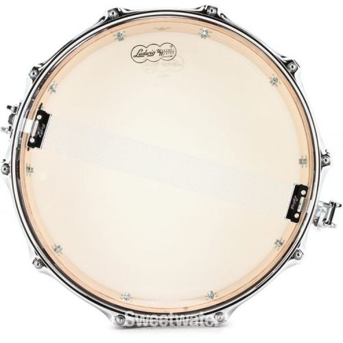  Ludwig Classic Maple Snare Drum - 5 x 14-inch - Vintage Pink Oyster