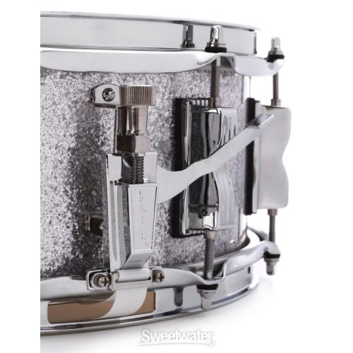  Ludwig Classic Maple 5 x 14-inch Snare Drum - Silver Sparkle Wrap