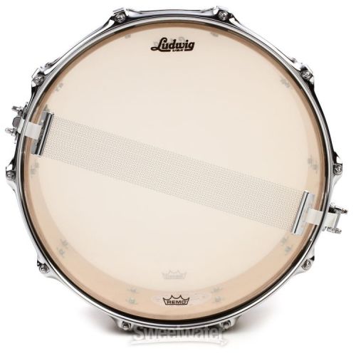  Ludwig Classic Maple Snare Drum - 5 x 14-inch - Vintage White Marine