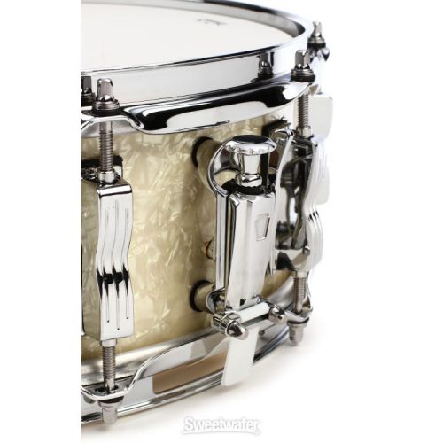  Ludwig Classic Maple Snare Drum - 5 x 14-inch - Vintage White Marine