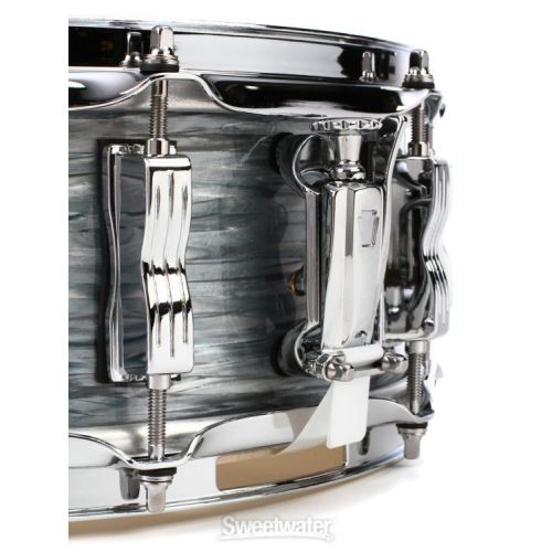  Ludwig Classic Maple Snare Drum - 5 x 14-inch - Vintage Blue Oyster