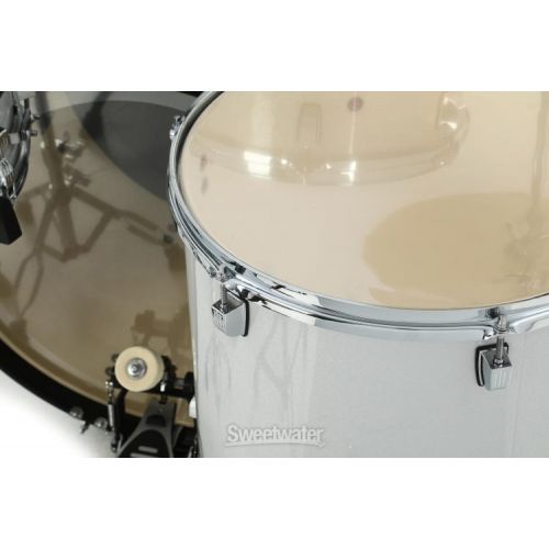  Ludwig Accent 5-piece Complete Drum Set with 22 inch Bass Drum and Wuhan Cymbals - Silver Sparkle