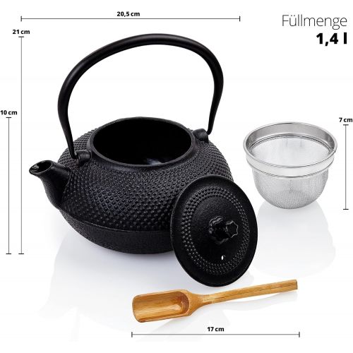  Lumaland Tee Set 12-teilig - 1,4 Liter Gusseiserne Teekanne, Stoevchen, Dosierloeffel, Sieb, 4 Teebecher und 4 Untersetzer
