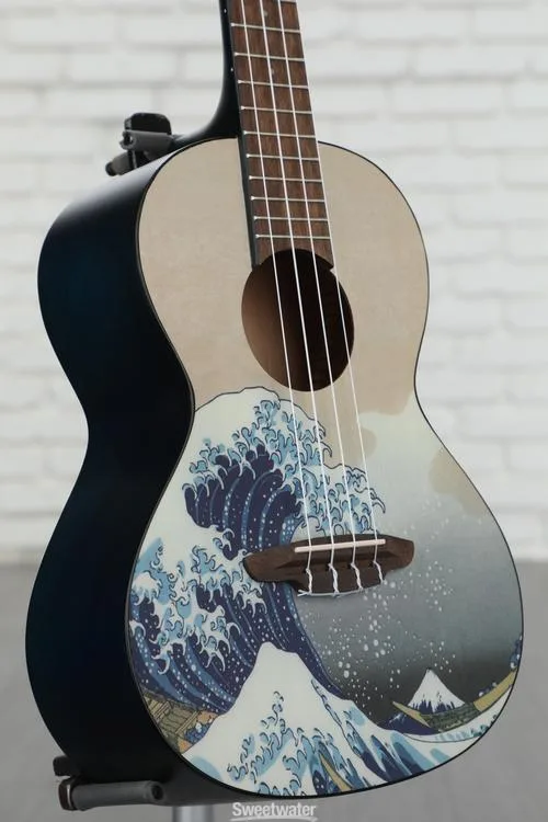 Luna Great Wave Tenor Ukulele - Great Wave Graphic Demo