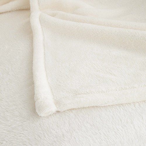  Luoiaax Basketball Lightweight Blanket Realistic Style Balls Pattern on White Classical Sports Themed Velvet Plush Throw Blanket 50x30 Pale Cinnamon Black White