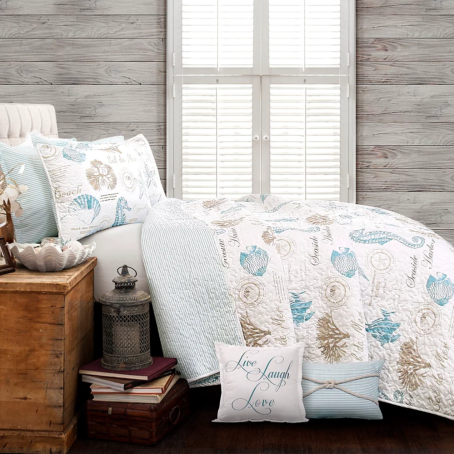  Lush Decor Harbor Life Reversible Quilt Set