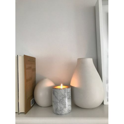  LushNewYork Italian Carrara Marble Candle Vie Scent