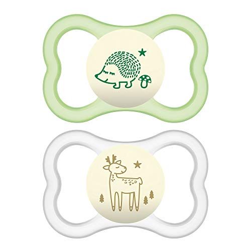  [아마존베스트]MAM Glow In the Dark Sensitive Skin Pacifiers, Baby Pacifier 6+ Months, Best Pacifier for Breastfed Babies, Air...