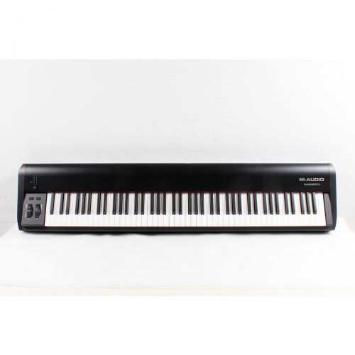  M-Audio},description:M-Audio’s Hammer 88 is an affordable, fully-weighted, hammer-action keyboard for professional and semi-pro players or students looking for a realistic grand pi