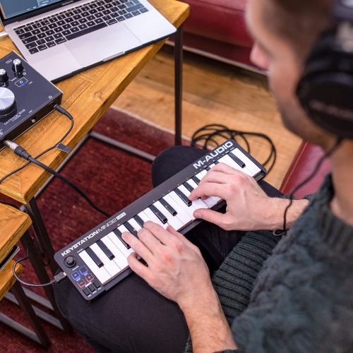  M Audio Keystation Mini 32 MK3 | Ultra Portable Mini USB MIDI Keyboard Controller With ProTools First | M Audio Edition and Xpand 2 by AIR Music Tech