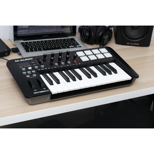  [아마존베스트]M-Audio Oxygen 25 IV | USB Keyboard and Pad MIDI Controller Featuring Pad/Velocity - Sensitive Keys