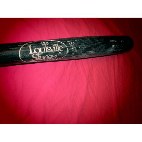  MD Sports Connection LUIS RIVERA Game Used/Sl. cracked & Signed Louisville Slugger Bat