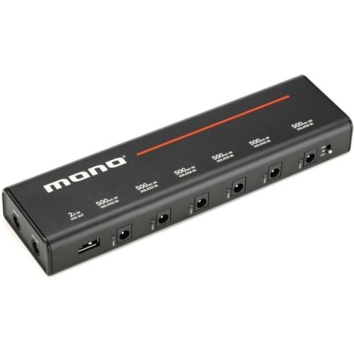  MONO Pedalboard Medium With Tour Accessory Case 2.0 and 7-outlet Isolated Power Supply - Black