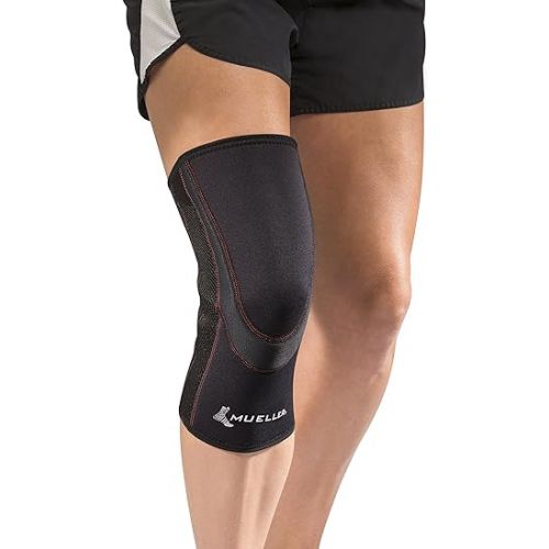  MUELLER Sports Medicine Breathable Closed Patella Knee Sleeve, Medium, Black, 5.44 Oz