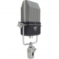 MXL},description:The MXL V900 is a large diaphragm condenser microphone that is as comfortable to use and as effective on stage as it is in the studio. The heavy duty custom grille