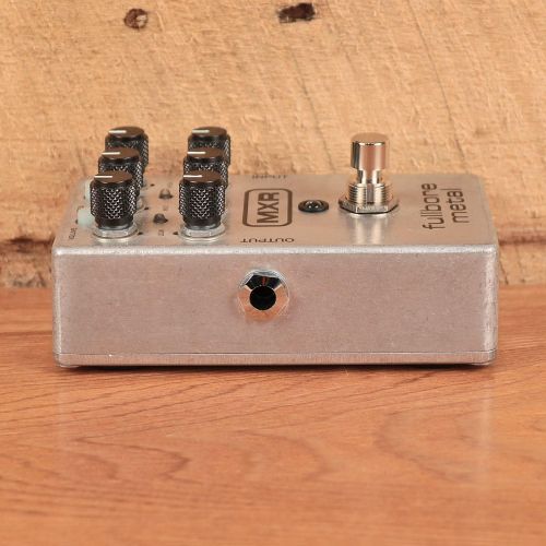  MXR M116 Fullbore Metal Distortion Pedal w/4 FREE Cables