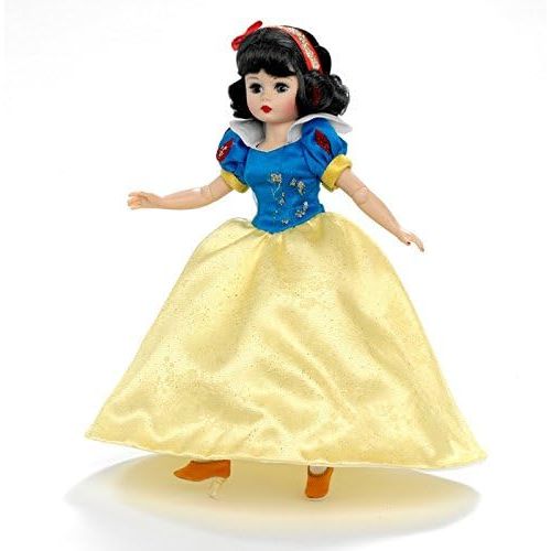 마담 알렉산더 Madame Alexander Snow White 10 Doll, Disney Showcase Collection