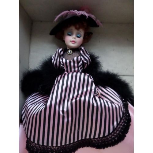 마담 알렉산더 Madame Alexander Toulouse-Lautrec # 2250 Beautiful Pink Striped Dress 21 Inch