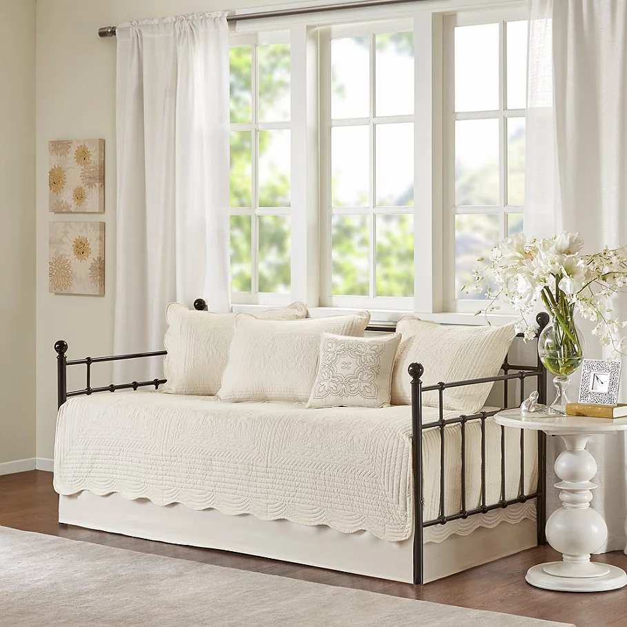  Madison Park Tuscany Daybed Set