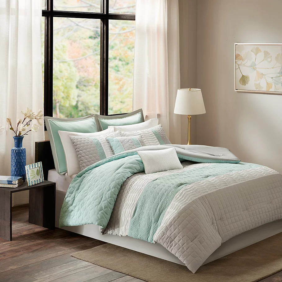 Madison Park Roslynn Comforter Set