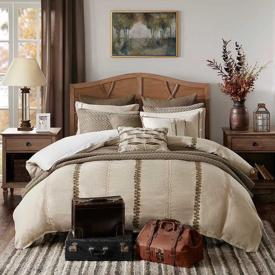  Madison Park Signature Chateau Comforter Set