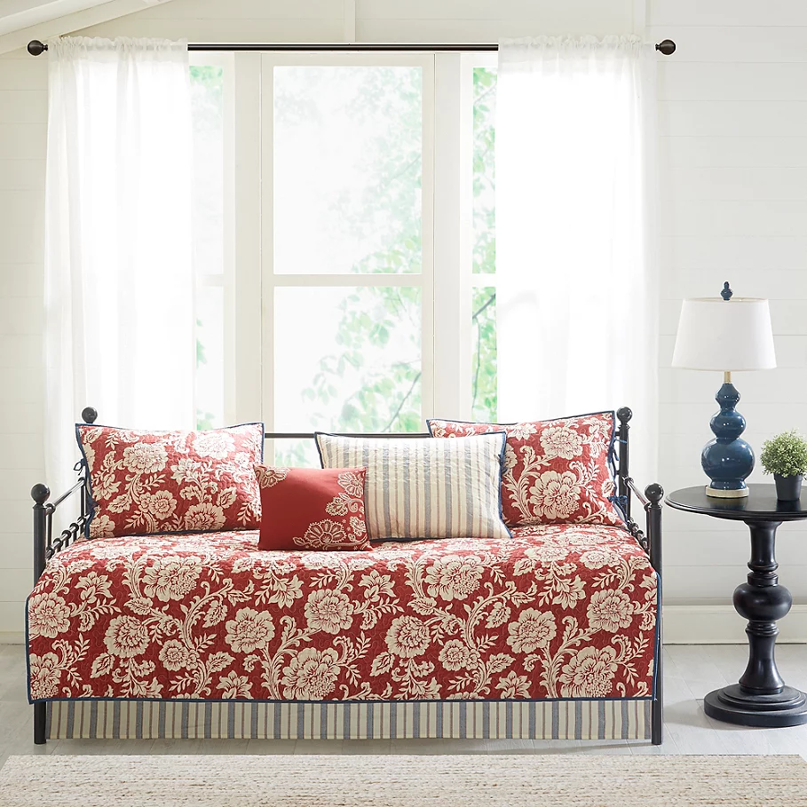  Madison Park Lucy Daybed Set in Red