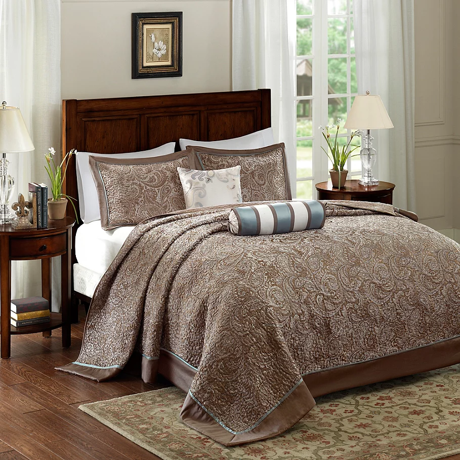  Madison Park Aubrey Bedspread Set