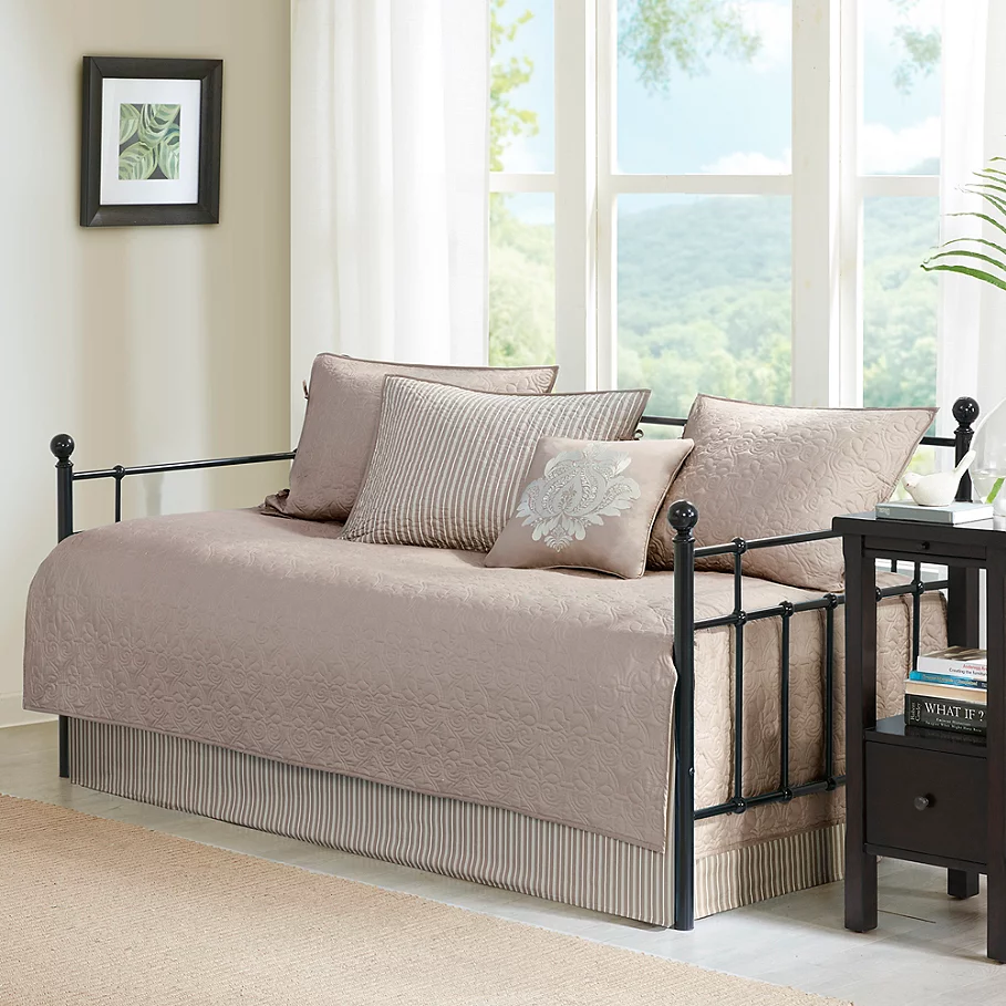  Madison Park Quebec 6-Piece Daybed Set