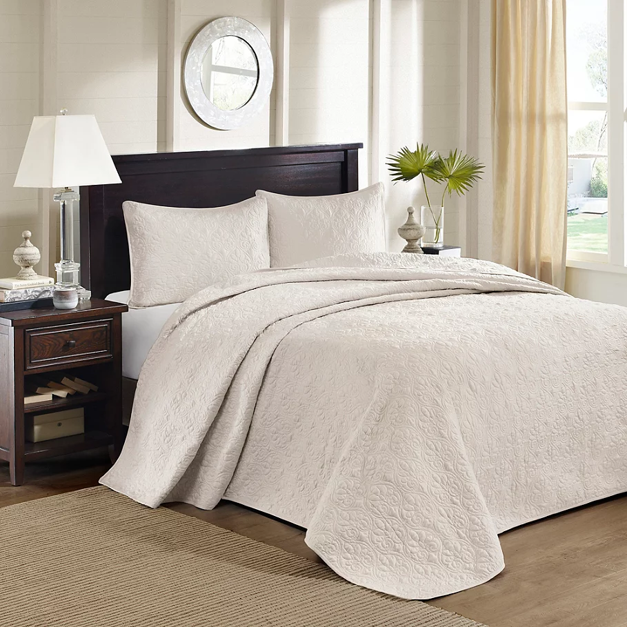 Madison Park Quebec 3-Piece Bedspread Set in Ivory