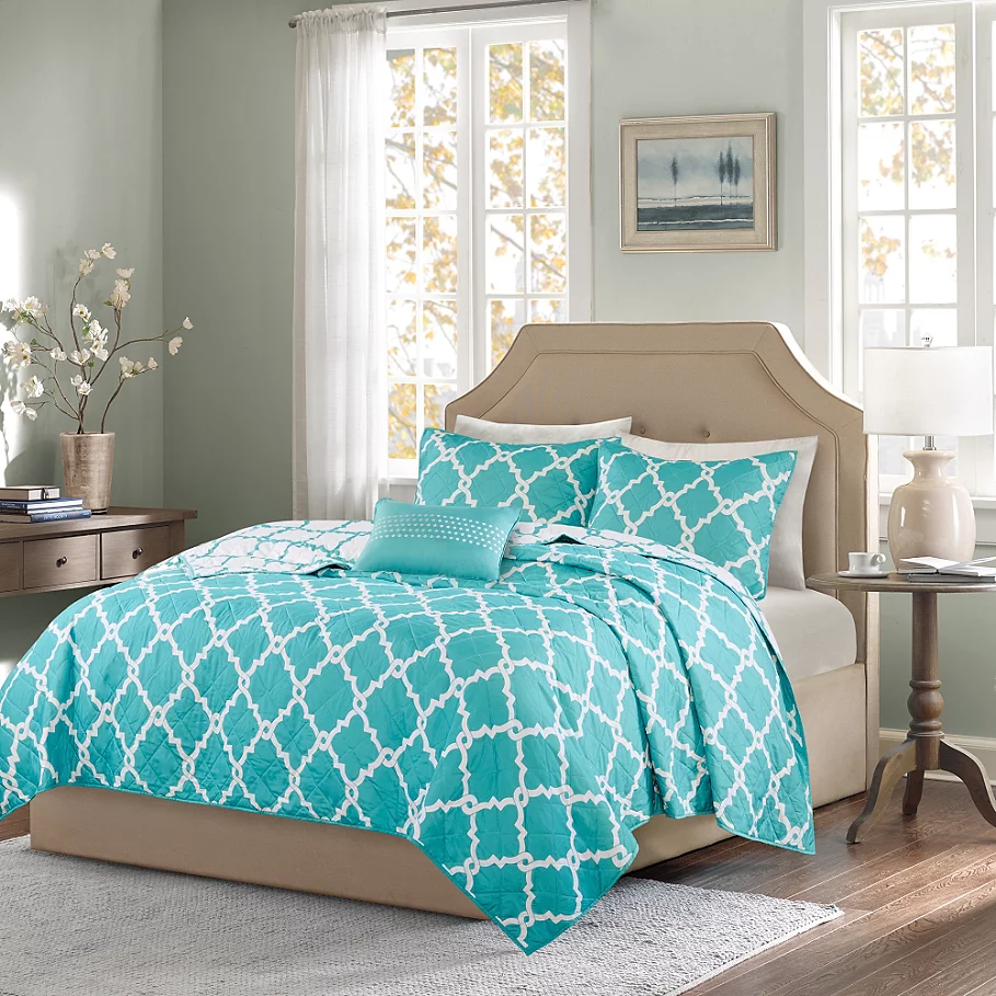  Madison Park Essentials Merritt Reversible Coverlet Set