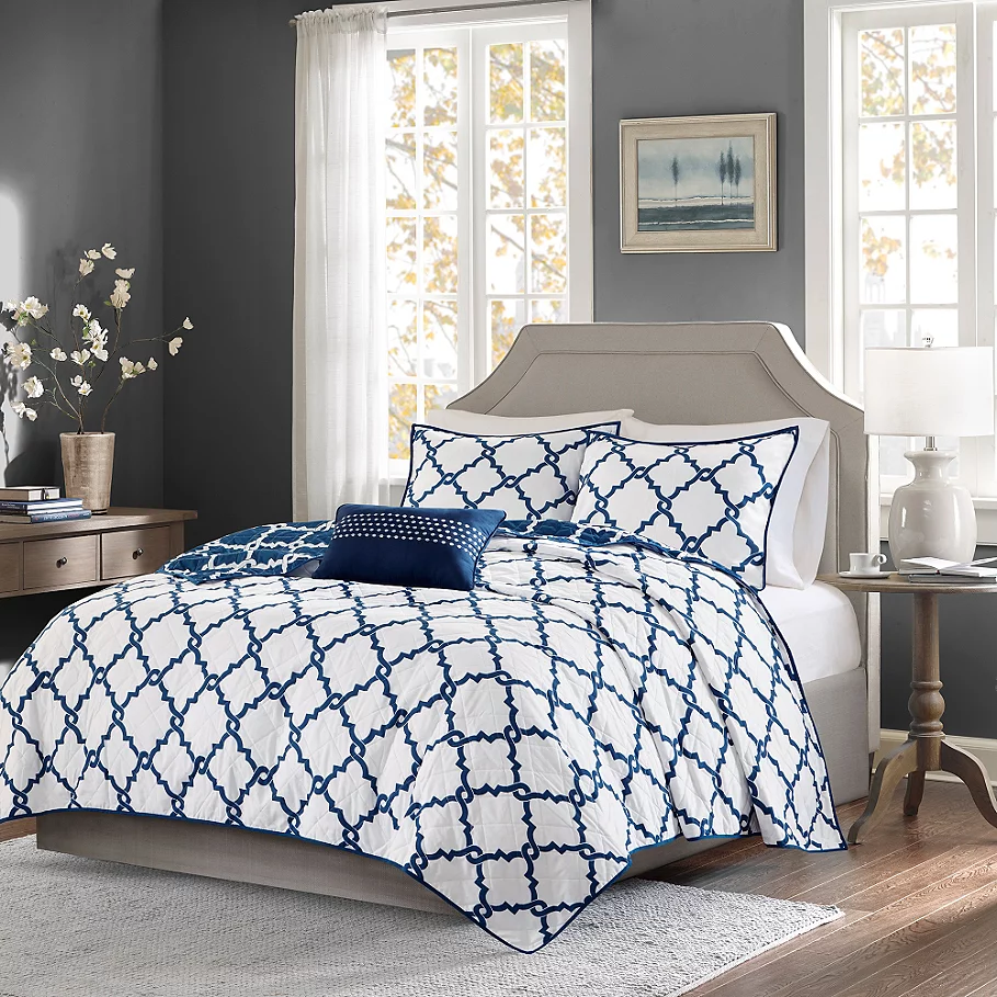  Madison Park Essentials Merritt Reversible Coverlet Set