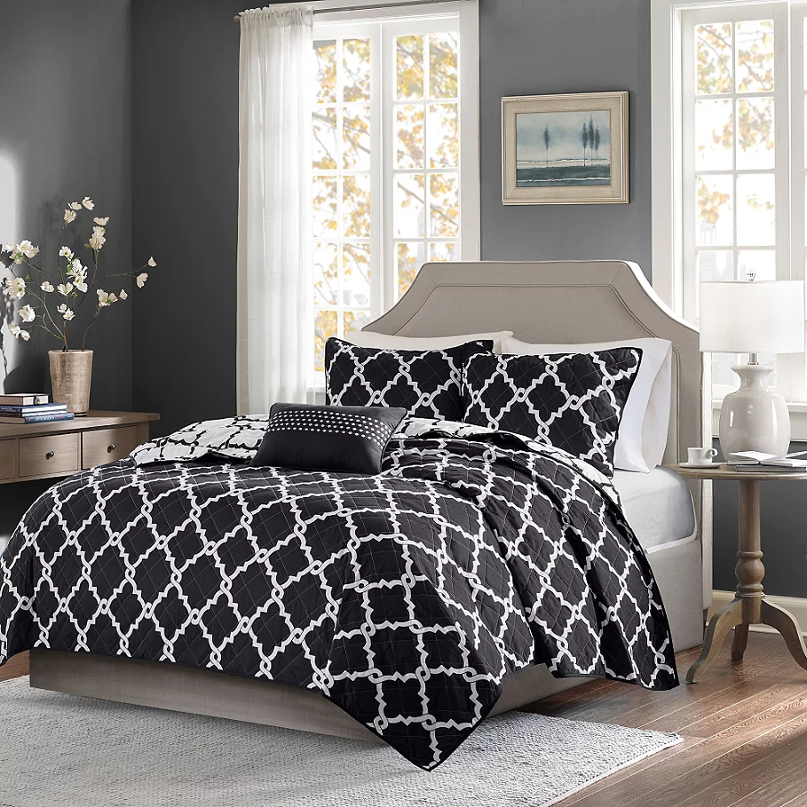  Madison Park Essentials Merritt Reversible Coverlet Set