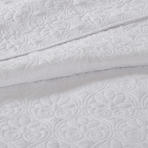  Madison Park MP13-1570 3 Piece Quebec Bedspread Set