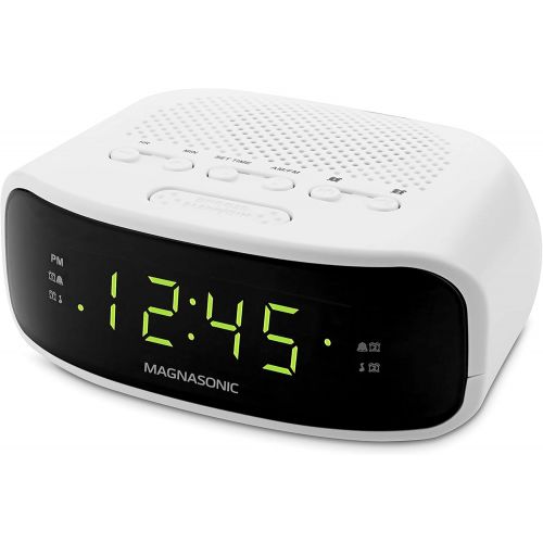  [아마존베스트]Magnasonic Digital AM/FM Clock Radio with Battery Backup, Dual Alarm, Sleep & Snooze Functions, Display Dimming Option,White (EAAC201)