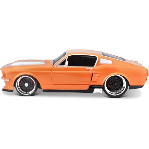 마이스토 Maisto R/C 1:24 Scale 1967 Ford Mustang GT Radio Control Vehicle (Colors/ Mhz May Vary)