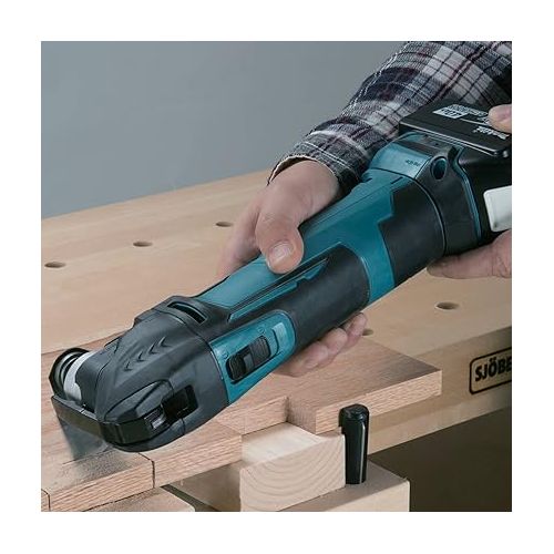  Makita XMT03Z-R 18V LXT Cordless Lithium-Ion Multi-Tool (Tool Only) (Renewed)