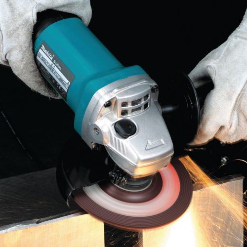  Makita 9557PB 4-1/2 Paddle Switch Angle Grinder, with AC/DC Switch
