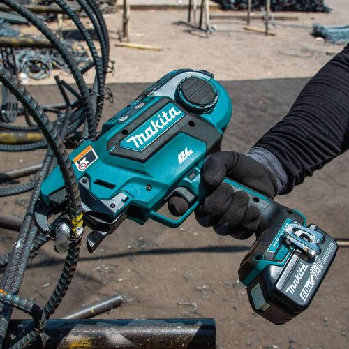  Makita XRT01TK 18V LXT Lithium-Ion Brushless Cordless Rebar Tying Tool Kit (5.0Ah)