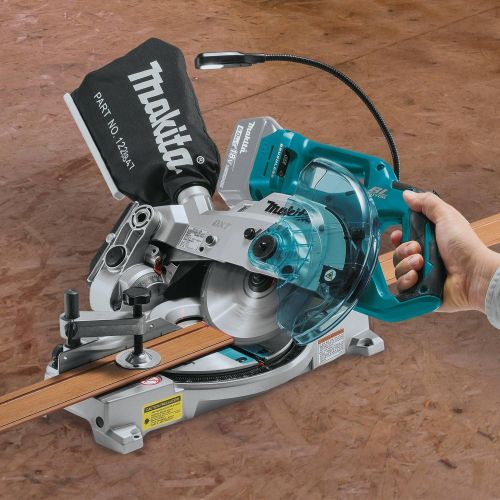  Makita XSL05Z 18V LXT Lithium-Ion Brushless Cordless 6-1/2 COMPACT Dual-Bevel Compound Miter Saw with Laser, TOOL Only