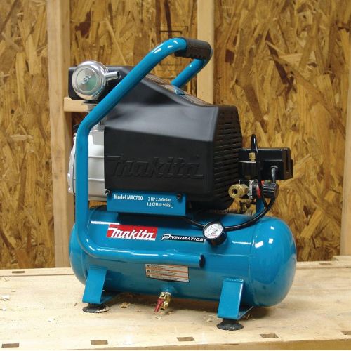  Makita MAC700 2.0 HP Big Bore Air Compressor