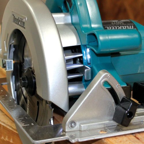  [아마존베스트]Makita 5007F Circular Saw