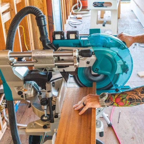  Makita XSL07PT 18V x2 LXT Lithium-Ion (36V) Brushless Cordless 12 Dual-Bevel Sliding Compound Miter Saw with Laser Kit (5.0Ah)